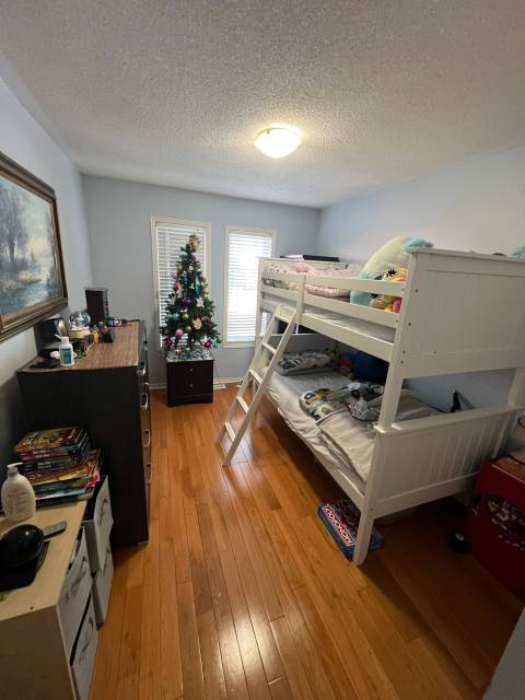 Premium Homestay Room - Daiel Reaman Cres, Toronto